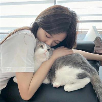 派遣女公关彩华